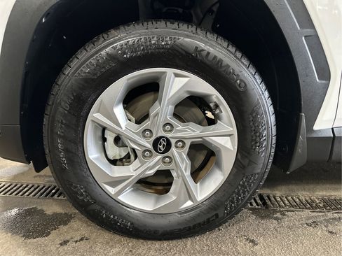 Certified 2024 Hyundai Tucson SE AWD/4WD image 24