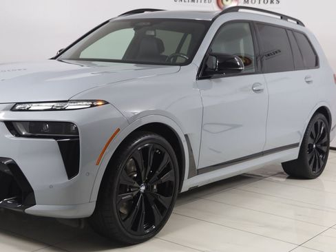 Used 2024 BMW X7 M60i AWD/4WD image 64