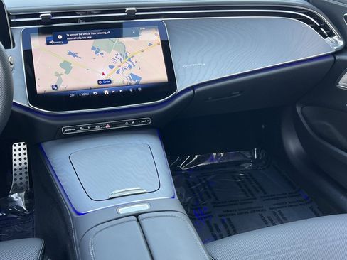 Used 2025 Mercedes-Benz E 53 AMG e 4MATIC Sedan image 26