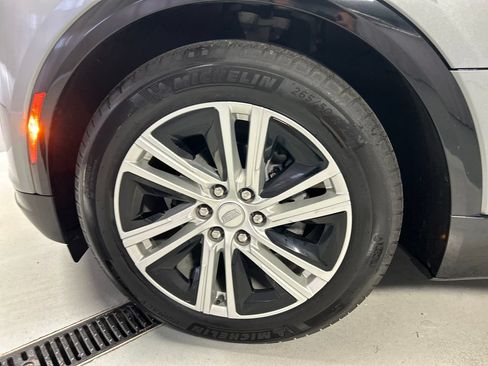 Used 2024 Cadillac Lyriq Tech RWD image 9