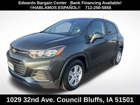 Used 2019 Chevrolet Trax LS w/ Tint and Cruise Package FWD image 3