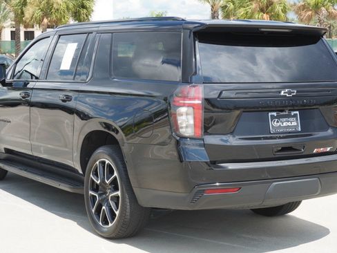Used 2024 Chevrolet Suburban RST w/ Luxury Package AWD/4WD image 8