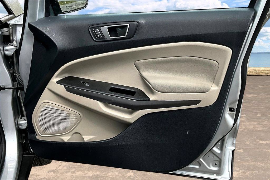 Certified 2021 Ford EcoSport SE FWD image 29