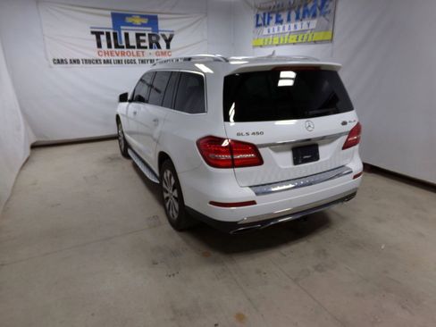 Used 2019 Mercedes-Benz GLS 450 4MATIC image 4