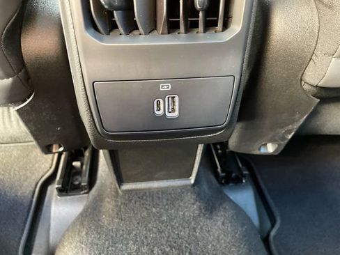 Used 2024 Alfa Romeo Tonale Ti image 18