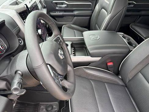 New 2026 RAM 1500 Laramie AWD/4WD image 19
