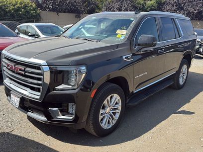 Used 2022 GMC Yukon SLT w/ SLT Luxury Package