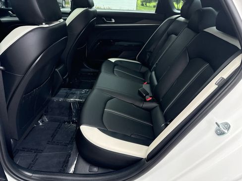 Used 2025 Kia K5 GT-Line w/ GT-Line Premium Package image 13