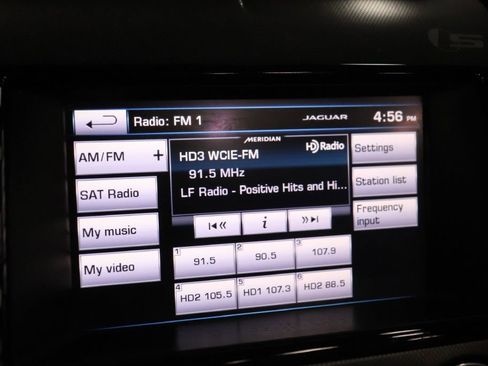 Used 2014 Jaguar F-TYPE S image 32