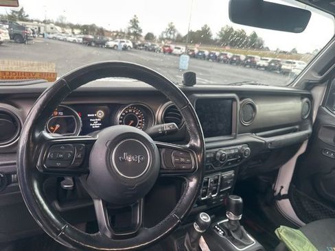 Used 2020 Jeep Gladiator Sport w/ Quick Order Package 24S image 8