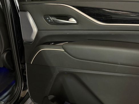 Certified 2024 Cadillac Escalade ESV V AWD/4WD image 55