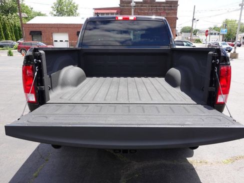 Used 2022 RAM 1500 Classic SLT w/ Electronics Convenience Group AWD/4WD image 26