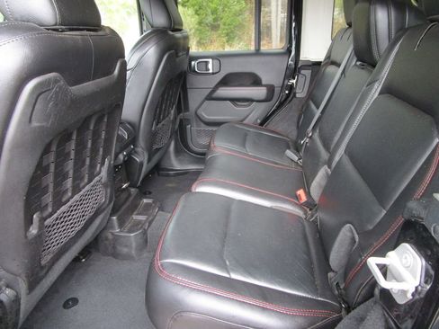 Used 2020 Jeep Wrangler Unlimited Rubicon w/ Dual Top Group image 20