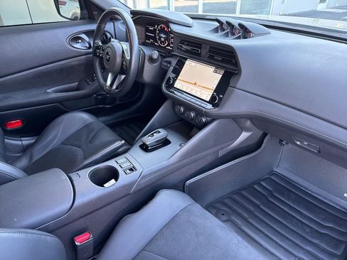 Certified 2024 Nissan Z Performance w/ Floor Mat Package image 14