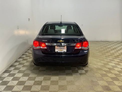 Used 2015 Chevrolet Cruze LT image 5