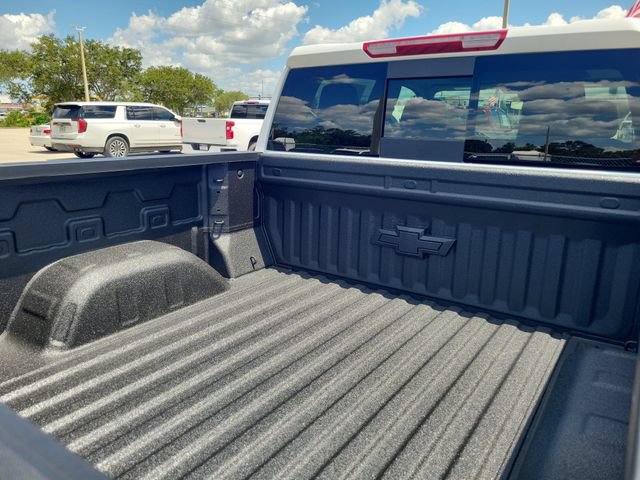 New 2026 Chevrolet Silverado 1500 RST w/ Convenience Package II AWD/4WD image 4