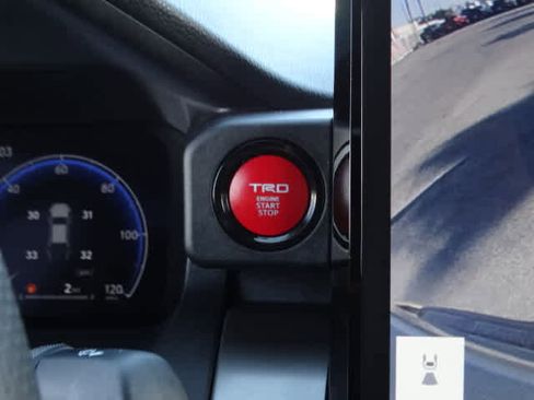 Used 2024 Toyota Tacoma TRD Off-Road image 30