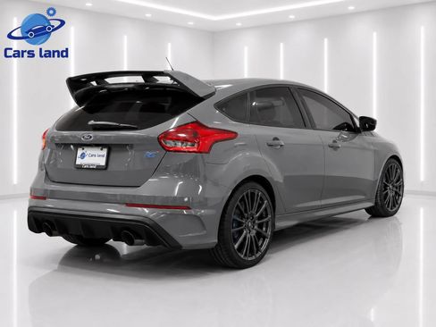 Used 2017 Ford Focus RS AWD/4WD image 5