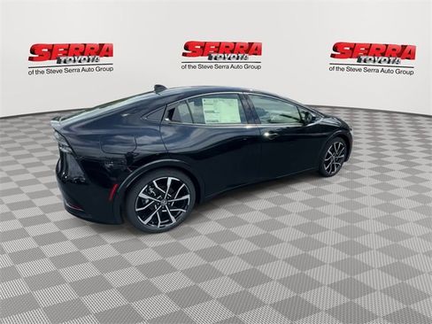 New 2026 Toyota Prius Plug-In Hybrid image 9