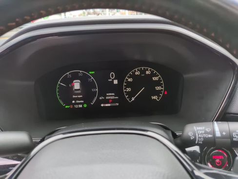Used 2025 Honda CR-V Sport Touring image 23