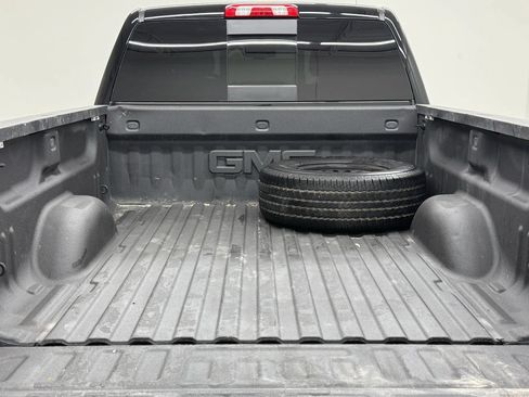 Used 2018 GMC Sierra 1500 SLT w/ All Terrain Package AWD/4WD image 95