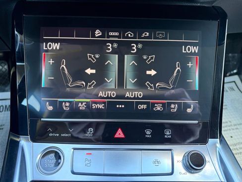 Used 2021 Audi e-tron Premium Plus w/ Premium Plus Package image 22