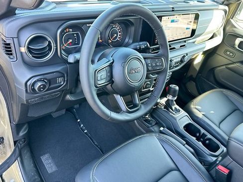 New 2026 Jeep Gladiator Mojave AWD/4WD image 7
