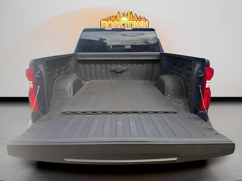 Used 2022 Chevrolet Silverado 1500 LTZ image 30
