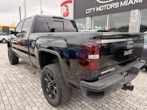 Used 2015 GMC Sierra 2500 Denali w/ Duramax Plus Package image 5