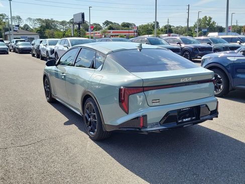 New 2026 Kia K4 GT-Line Turbo FWD image 4