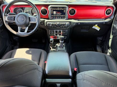 Used 2018 Jeep Wrangler Unlimited Rubicon image 21