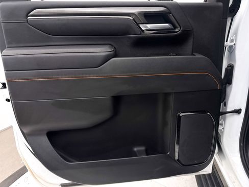 Used 2025 GMC Sierra 2500 AT4 w/ AT4 Premium Plus Package image 30