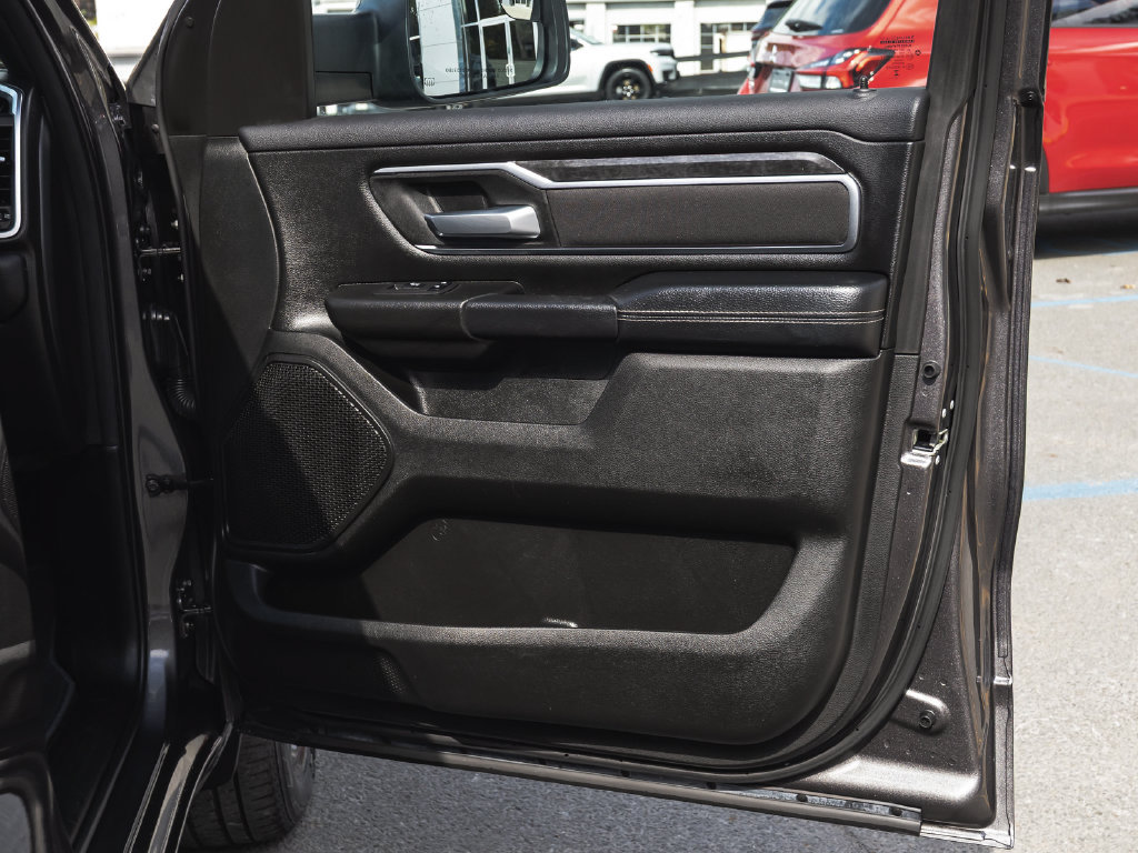 Used 2024 RAM 1500 Big Horn AWD/4WD image 17