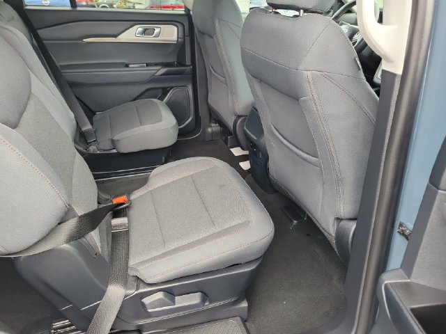 Used 2026 Ford Explorer Active RWD image 18