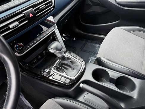 Used 2023 Kia Seltos S w/ Navigation Package FWD image 13