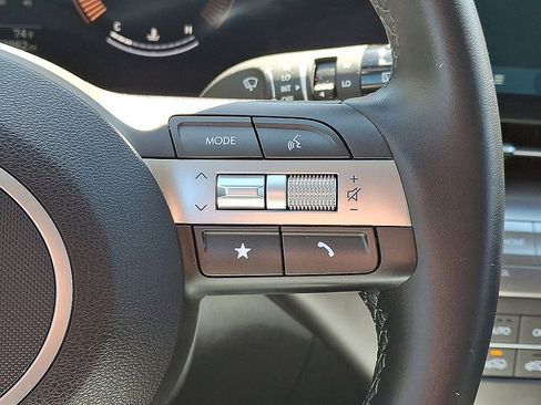 Certified 2024 Hyundai Kona SEL AWD/4WD image 18