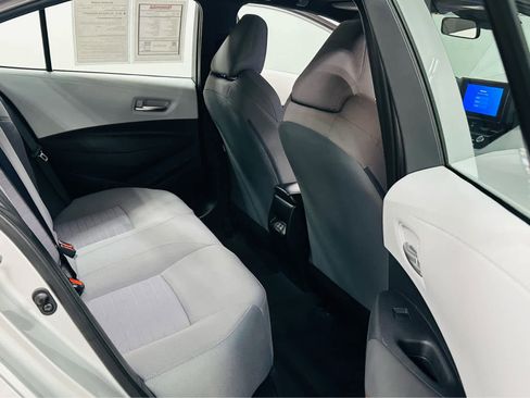 Used 2023 Toyota Corolla SE image 23