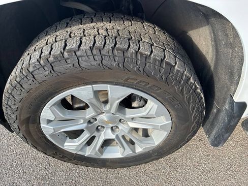 Used 2022 Chevrolet Silverado 1500 LTZ AWD/4WD image 11
