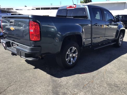 Used 2019 Chevrolet Colorado Z71 AWD/4WD image 4