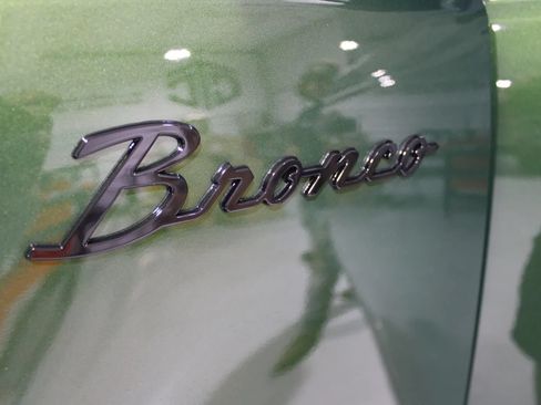 Used 2025 Ford Bronco Big Bend w/ Black Diamond Package AWD/4WD image 46