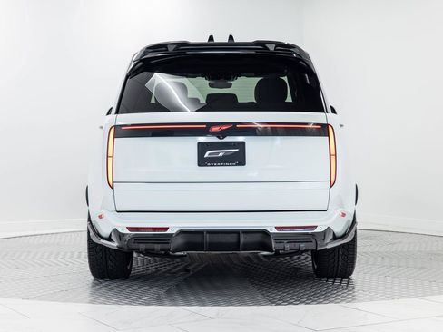 Used 2025 Land Rover Range Rover SE AWD/4WD image 5