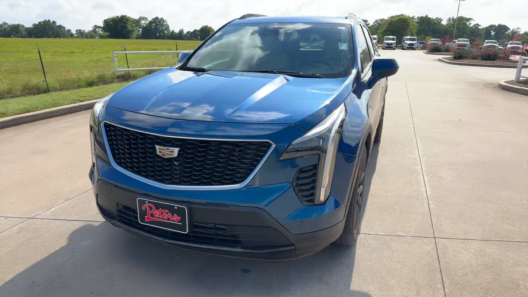Used 2019 Cadillac XT4 Sport w/ Cold Weather Package FWD image 4