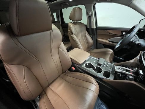 Certified 2023 Acura MDX SH-AWD w/ Technology Package image 12