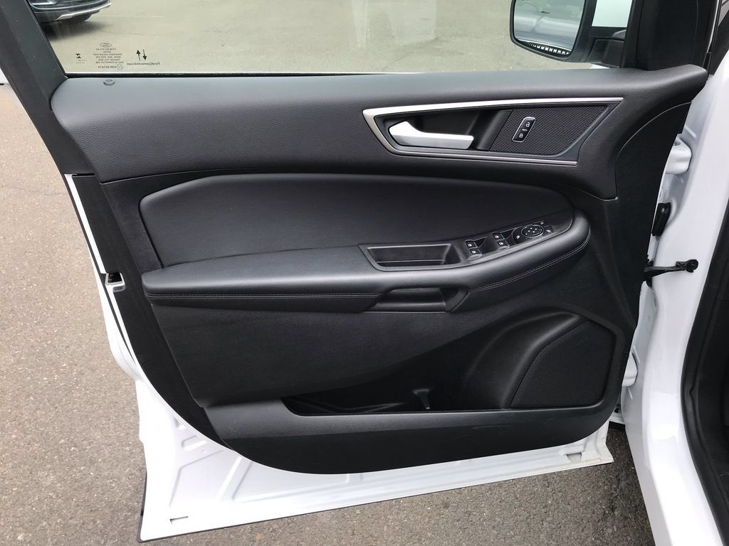 Used 2023 Ford Edge SEL w/ Convenience Package AWD/4WD image 8