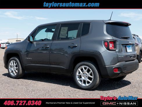 Used 2023 Jeep Renegade Latitude AWD/4WD image 38
