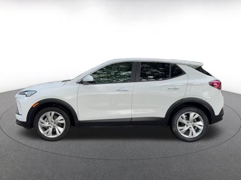Used 2025 Buick Encore GX Preferred FWD image 9
