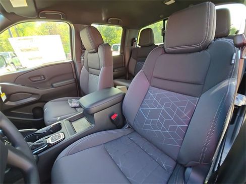 New 2026 Nissan Frontier SV image 11