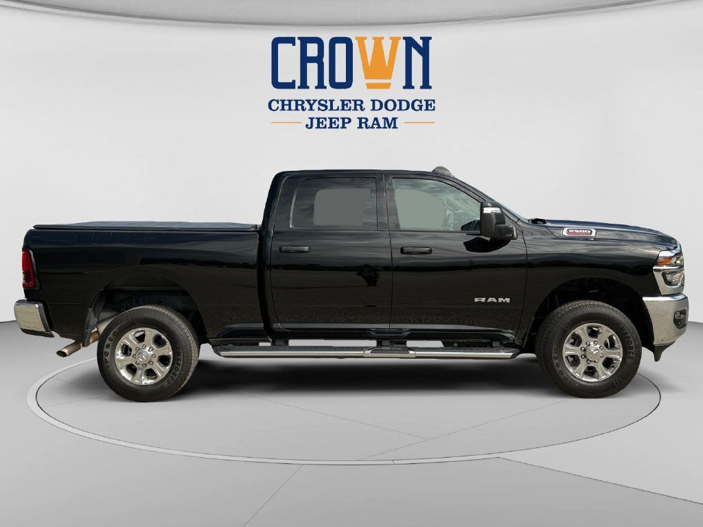 Used 2026 RAM 2500 Big Horn AWD/4WD image 2