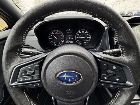 Certified 2025 Subaru Forester Limited image 19