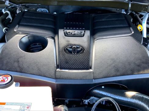 Used 2024 Toyota Tundra SR5 w/ SR5 Premium Package AWD/4WD image 32